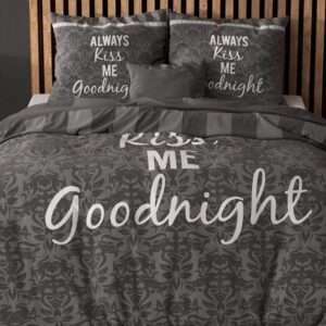Sleeptime Kiss Your Love dekbedovertrek