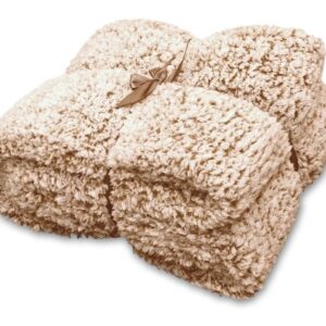 Unique Living Knut fleece plaid